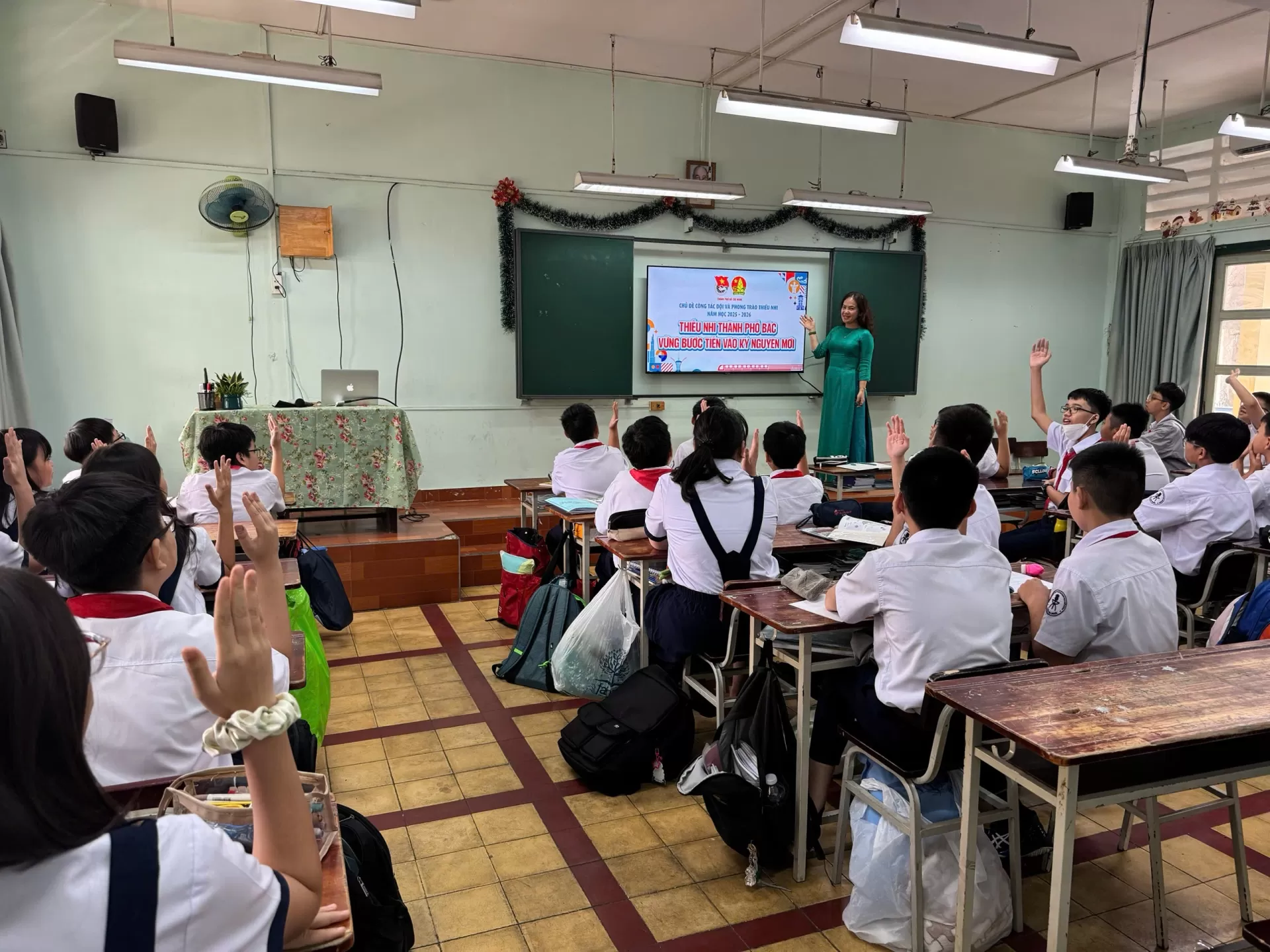 LỄ PHÁT ĐỘNG CHỦ ĐỀ NĂM HỌC 2025-2026 VÀ KỶ NIỆM 112 NĂM NGÀY SINH GS. VS. TT TRẦN ĐẠI NGHĨA (13/9/1913 - 13/9/2025)