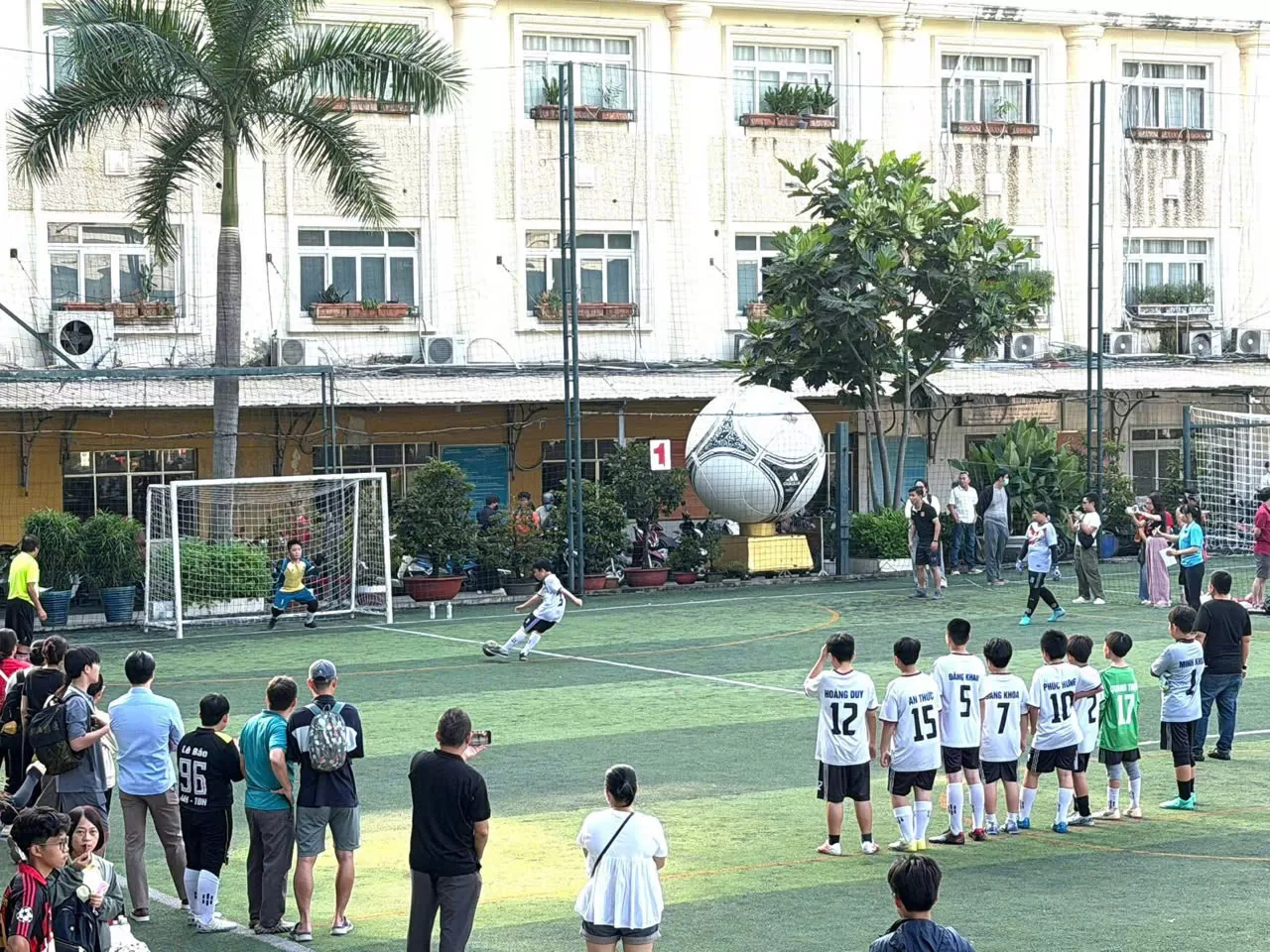 GIẢI BÓNG ĐÁ NAM HỌC SINH CẤP TRƯỜNG NĂM HỌC 2025 – 2026 ⚽ HỌC HẾT SỨC – CHƠI HẾT MÌNH