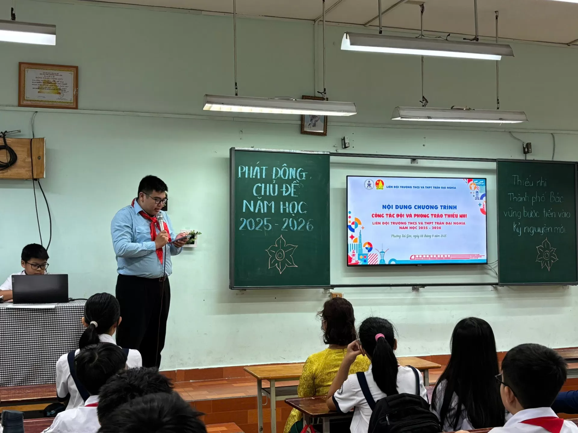 LỄ PHÁT ĐỘNG CHỦ ĐỀ NĂM HỌC 2025-2026 VÀ KỶ NIỆM 112 NĂM NGÀY SINH GS. VS. TT TRẦN ĐẠI NGHĨA (13/9/1913 - 13/9/2025)