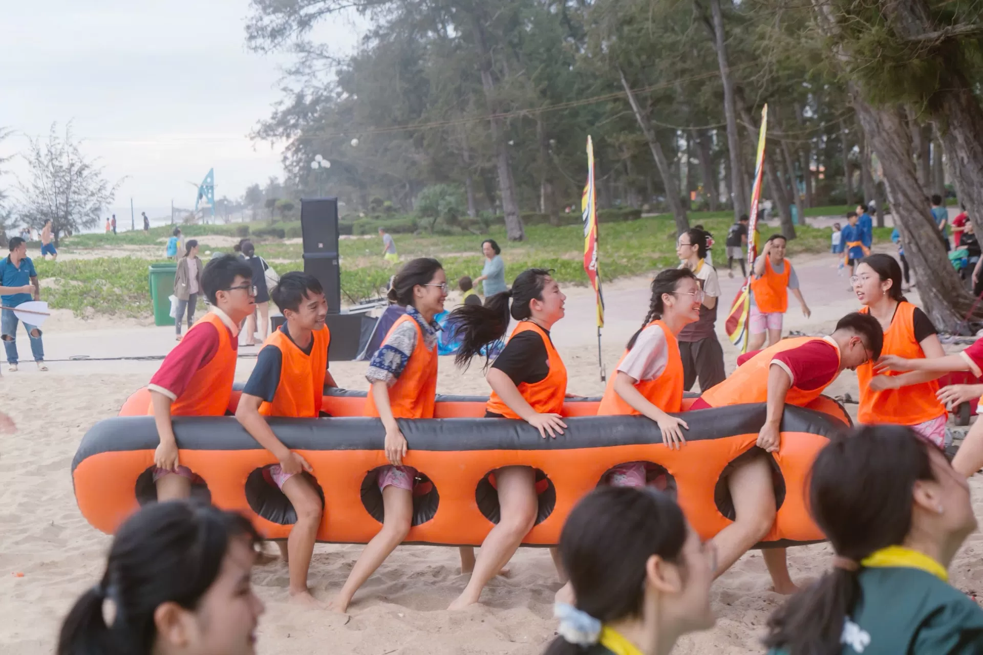 NGOẠI KHÓA LIÊN MÔN TIN_KHTN VÀ NGOẠI NGỮ DÀNH CHO HS KHỐI THPT TẠI PHAN THIẾT