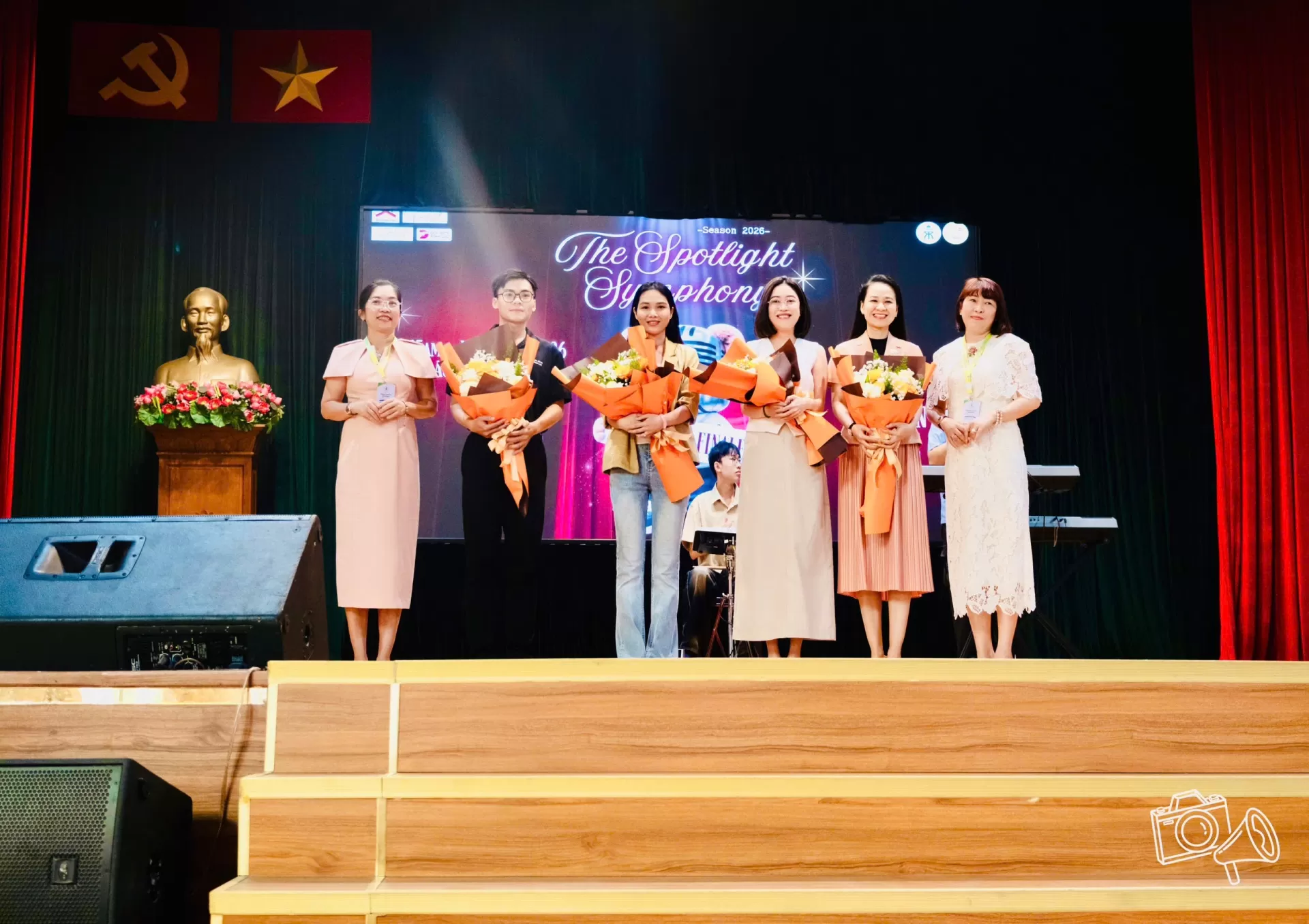 DỰ ÁN THI HÓA TRANG VÀ LỒNG TIẾNG PHIM TRUYỆN THE SPOTLIGHT SYMPHONY 2026 CỦA TỔ NGOẠI NGỮ