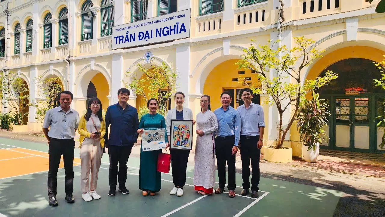 GIAO LƯU, TRAO ĐỔI HỢP TÁC VỚI TRƯỜNG ĐẠI HỌC QUỐC LẬP TRUNG SƠN, ĐÀI LOAN