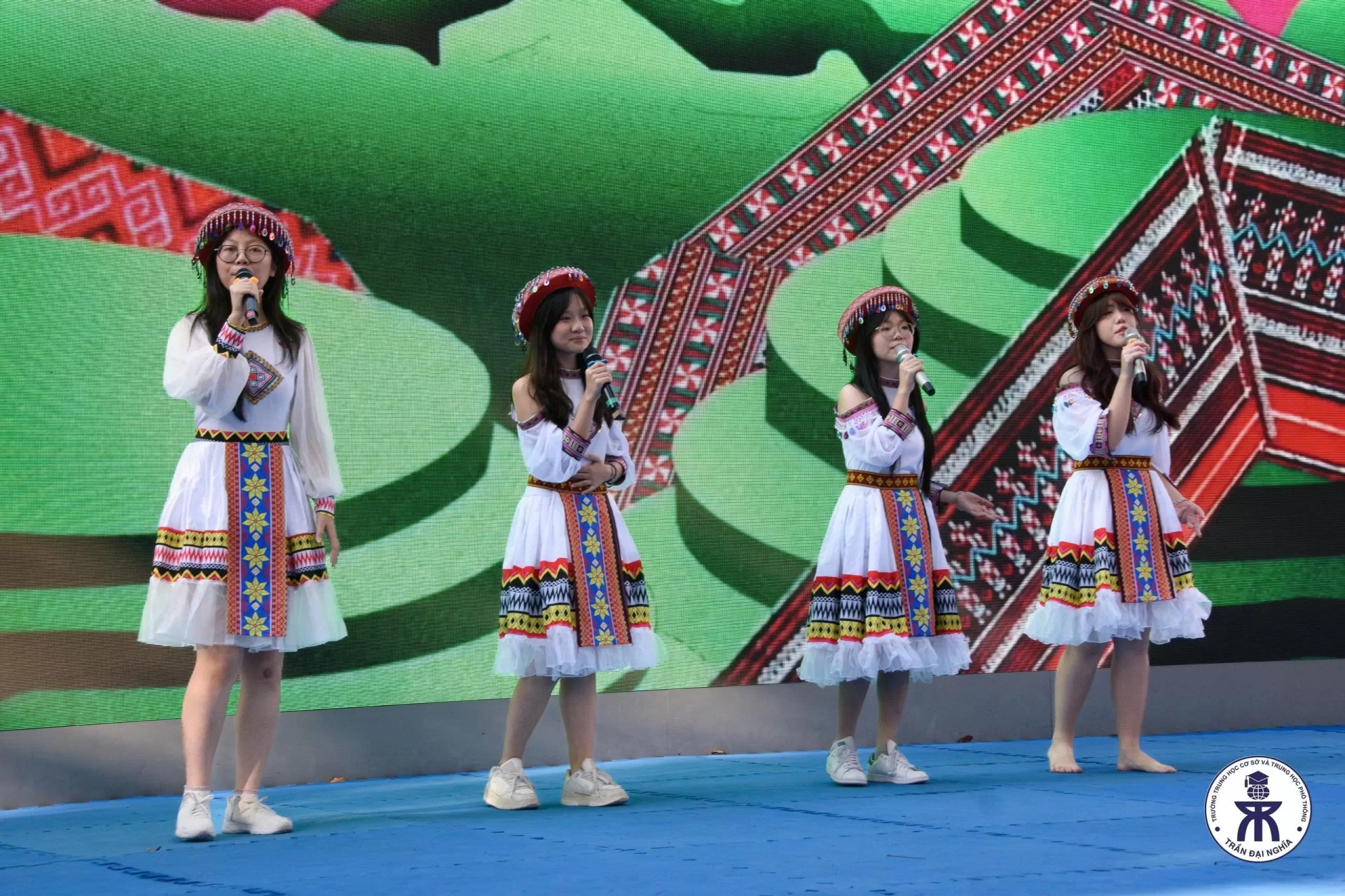 Dấu ấn văn nghệ 